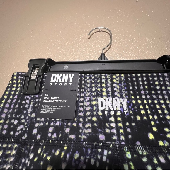 NWT DKNY Sport Full Length Activewear Black and Yellow Leggings - Picture 5 of 6